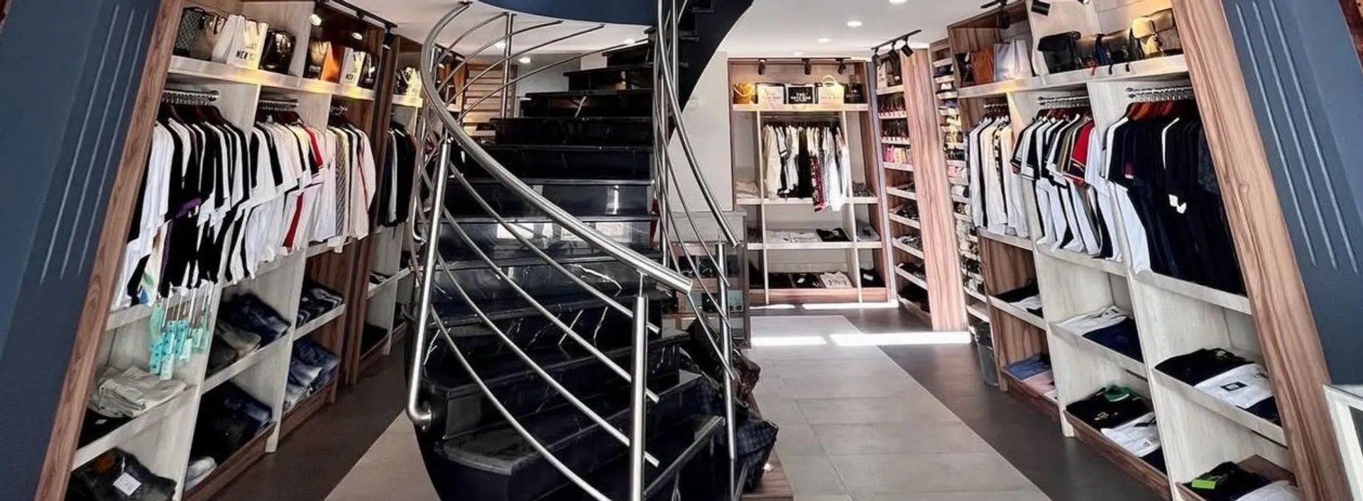 LUXURY STORE